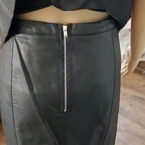 Worthington Black Faux Leather Peplum Blouse M - Picture 13 of 15